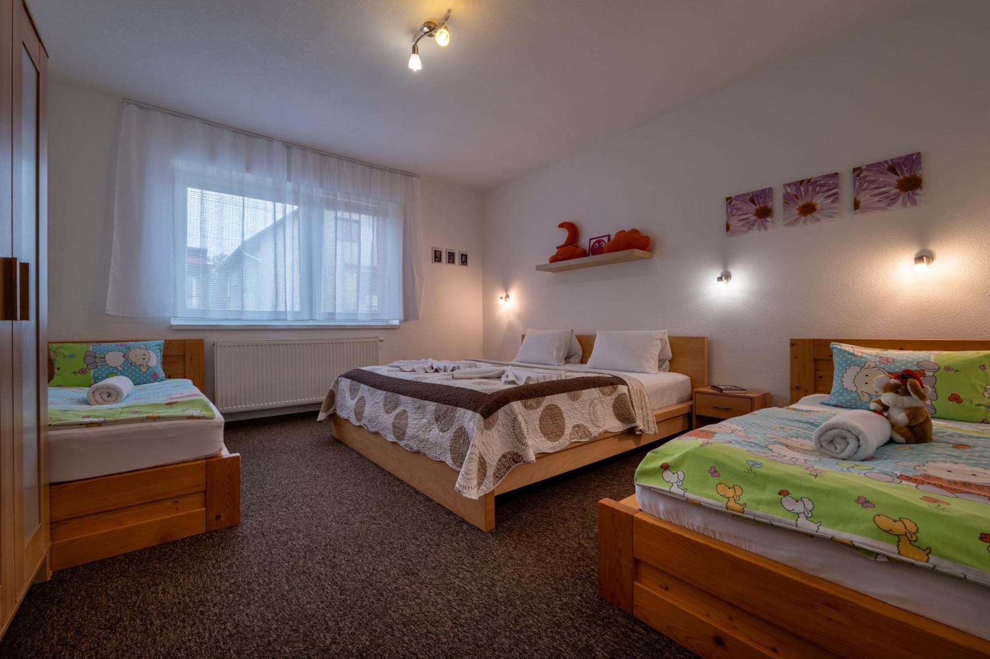 Apartmany Dreams Besenova Bagian luar foto