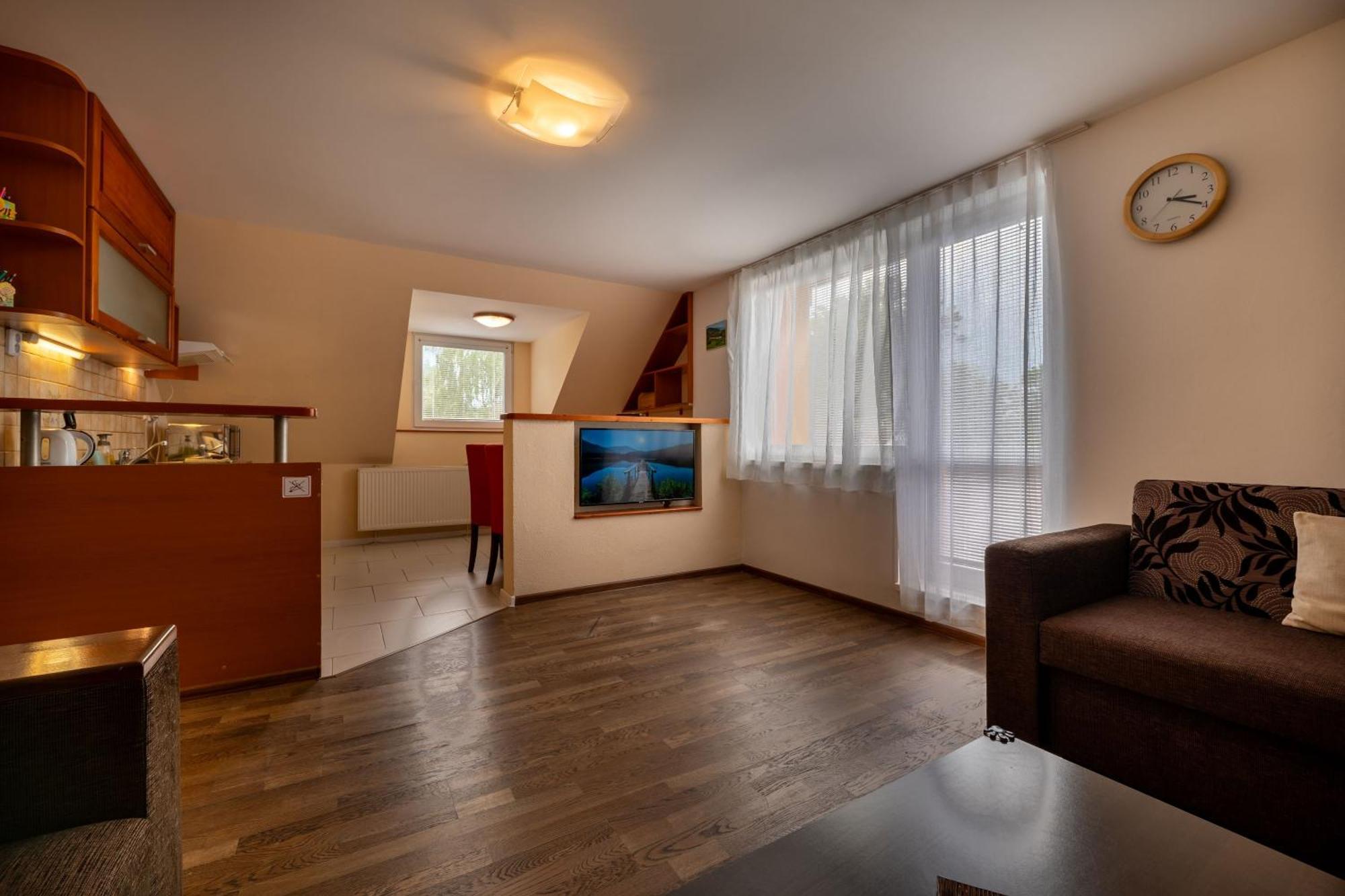 Apartmany Dreams Besenova Bagian luar foto